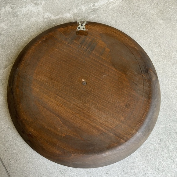 Carved wood platter - Picture 3 of 6